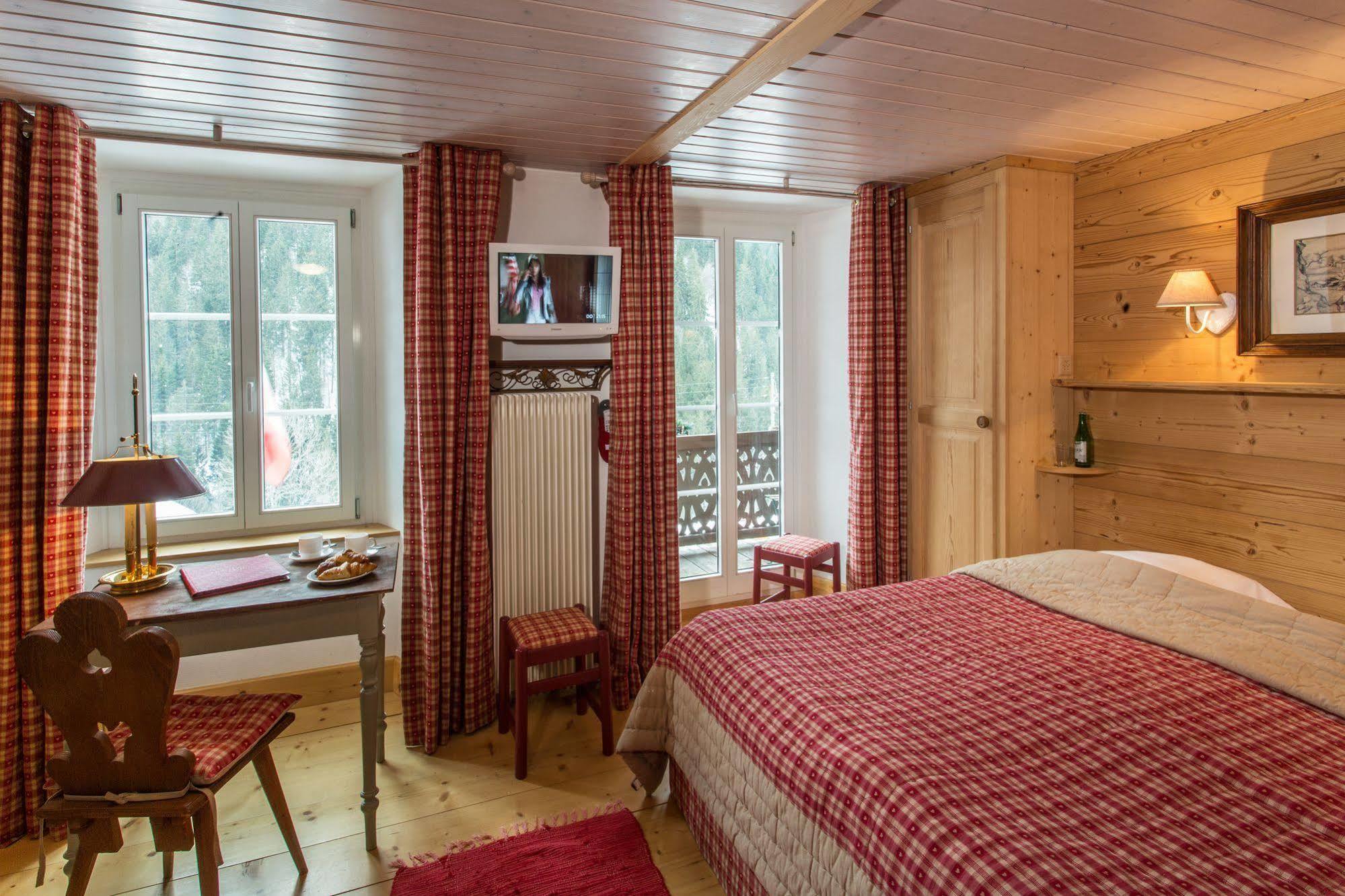 לה דיאבלרט Historic Hotel Du Pillon מראה חיצוני תמונה